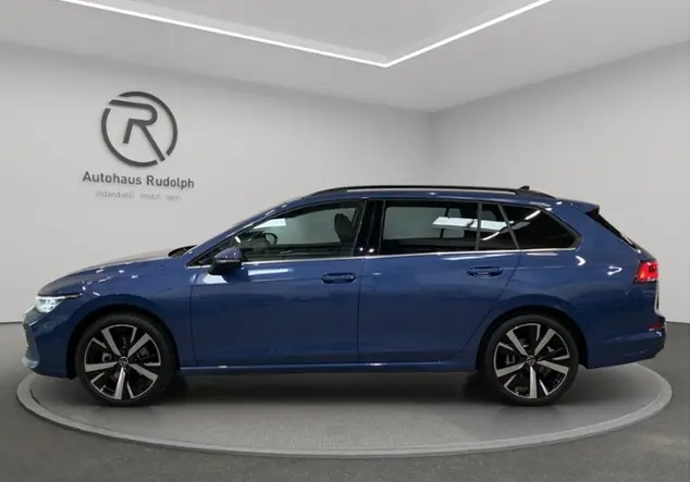 Angebotsdetails Volkswagen Golf VIII Variant Style 1.5 eTSI KLIMA N Blau (Anemonenblau Metallic)