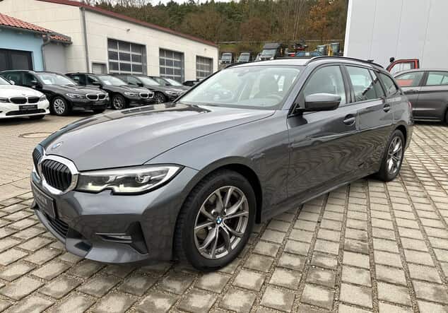 Angebotsdetails BMW 3er 320 d xDrive Sport Line 360° AppleCar, LED, Mineralgrau Metallick