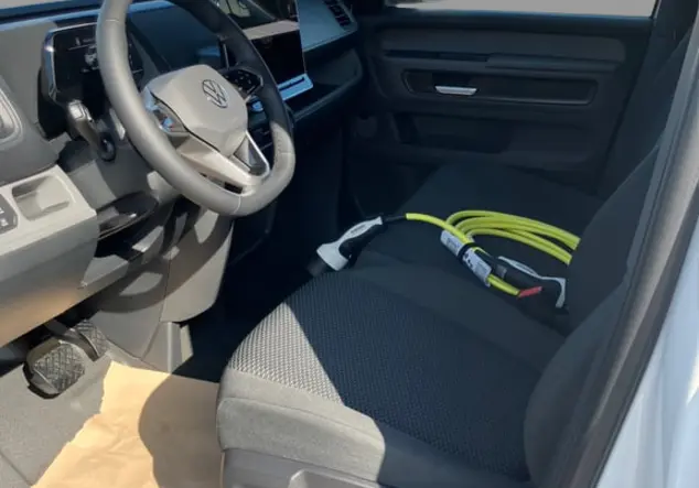 Angebotsdetails Volkswagen ID.Buzz Cargo Pro 79 kWh Candy-Weiß