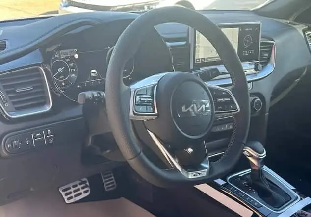 Angebotsdetails Kia Ceed SW GT-LINE BLACK PEARL