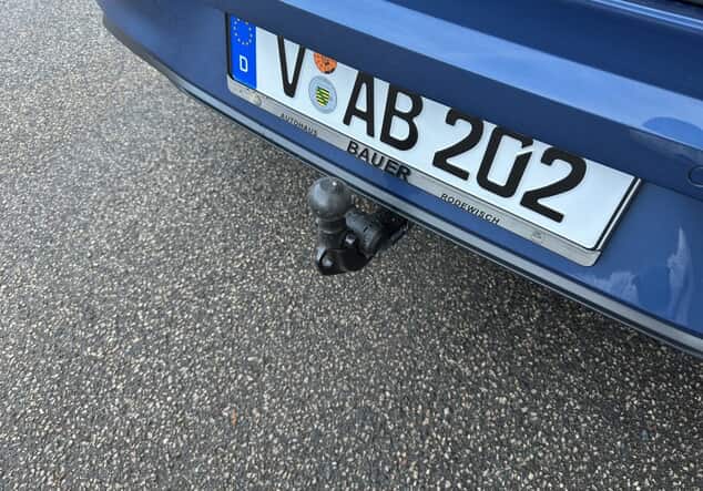 Angebotsdetails Volkswagen Golf 8 Life 1,5 l TSI Facelift Blau (Anemonenblau Metallic)