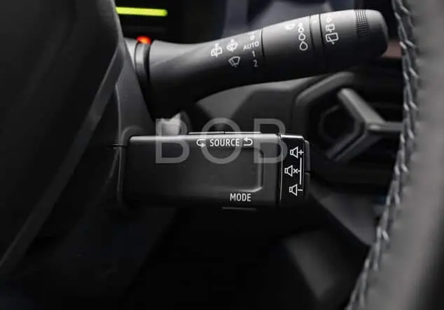 Angebotsdetails Dacia Duster FL24 Journey HYBRID 140 NAVI Kamera Safari-GrÃ¼ngrau (GrÃ¼n)