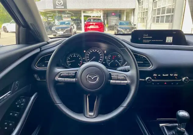 Angebotsdetails Mazda CX-30 CX-30 X186 HOMURA*PREMIUM-P*360°KAMERA*CARPLAY* Jet Black