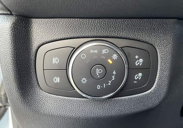 Angebotsdetails Ford Transit Courier Trend*AppLink*PDC*Klima* Frost Weiß