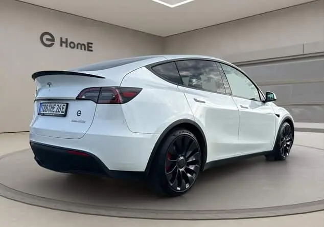 Angebotsdetails Tesla Model Y Performance weiß