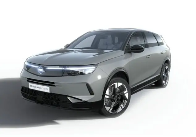 Angebotsdetails Opel Grandland Opel Grandland Edition Plug-in-Hybrid 143 kW (195 PS) Elektrisches 7-Gang-Doppelkupplungsgetriebe (eDCT) Grafik Grau