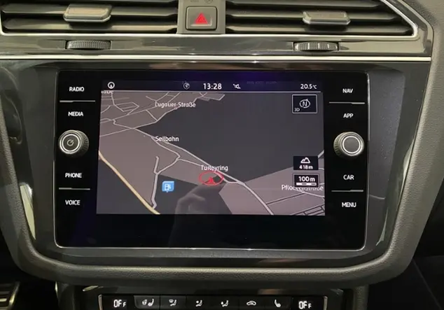 Angebotsdetails Volkswagen Tiguan 1.5 TSI 'IQ.DRIVE' / STANDHEIZUNG /AHK Schwarz (Deep Black Perleffekt)