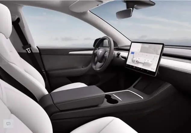 Angebotsdetails Tesla Model Y Long Range Dual innen weiß White-Pearl