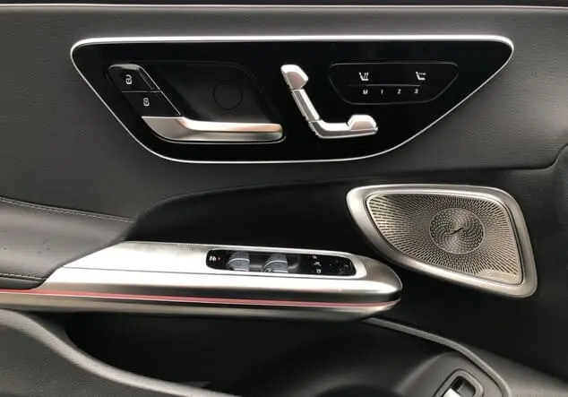 Angebotsdetails Mercedes-Benz CLE 300 4MATIC Cabriolet ++sofort verfügbar++ Grau manufaktur lack manufaktur alpingrau uni