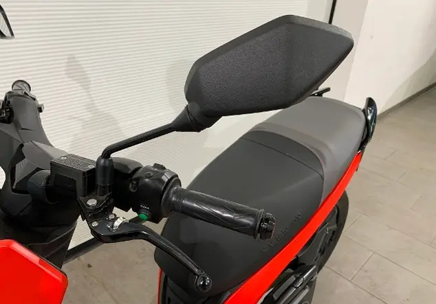 Angebotsdetails Seat Mo Mo 95 km/h Rot