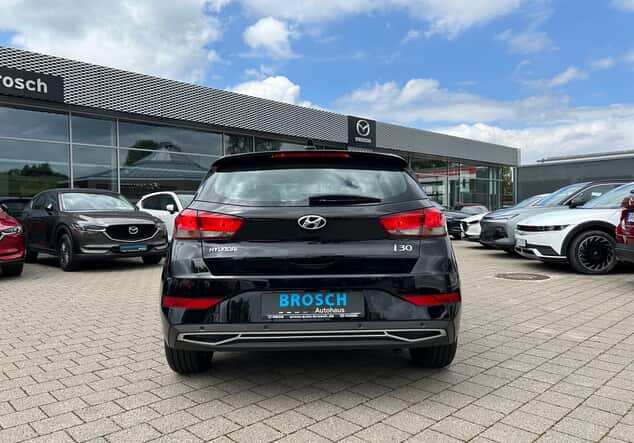 Angebotsdetails Hyundai i30 1.0T SELECT !!!SOFORT!!! CARPLAY+KAMERA+PDC Phantom Black