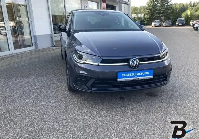 Angebotsdetails Volkswagen Polo 1.0 TSI Move IQ Light App ParkAss Cockpit Grau