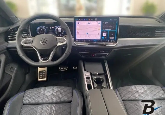 Angebotsdetails Volkswagen Passat Variant 2.0 TDI R-line IQ-Drive/Light Re Silber