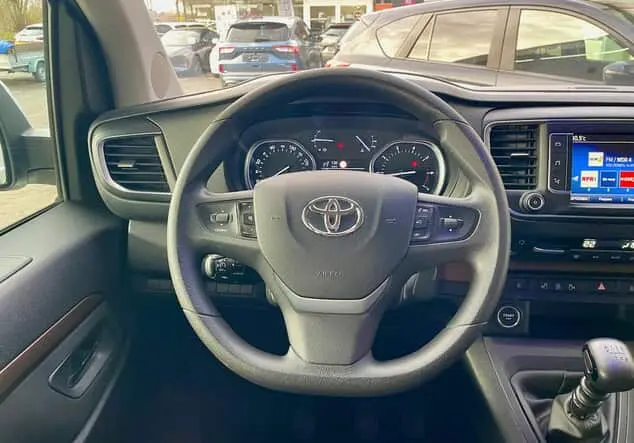Angebotsdetails Toyota Proace L1 Family Comfort grau