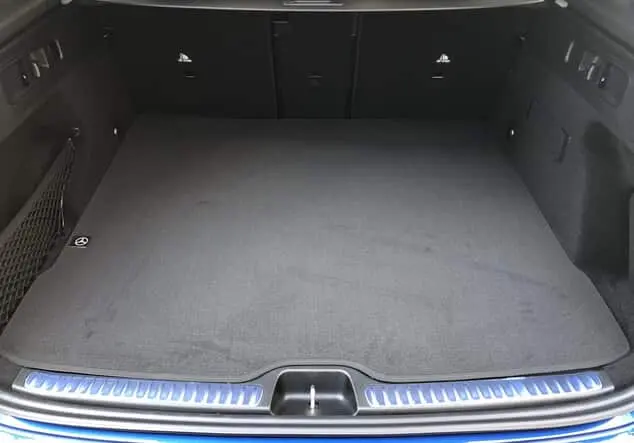 Angebotsdetails Mercedes-Benz GLC 220 d 4MATIC Blau-lack spektralblau
