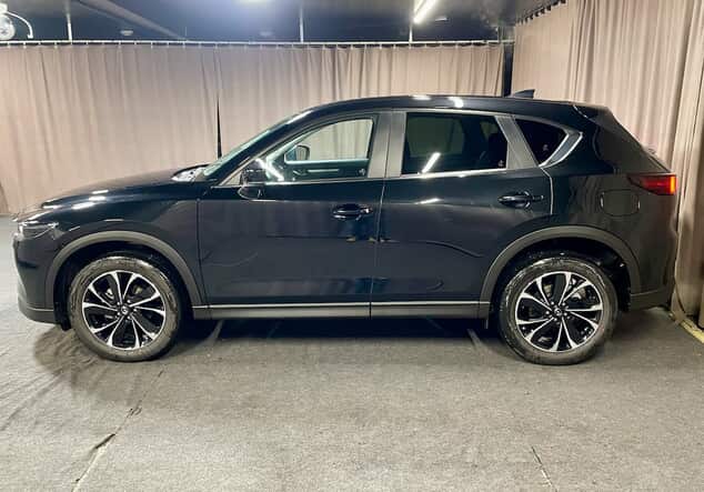 Angebotsdetails Mazda CX-5 CX-5 2023 5WGN 2.5L e-SKYACTIV G 194ps 6AT AD'VANTAGE schwarz