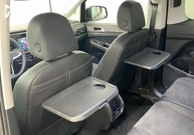 Angebotsdetails Volkswagen Caddy 2.0 TDI Style KR / Schwarz (Deep Black Perleffekt)
