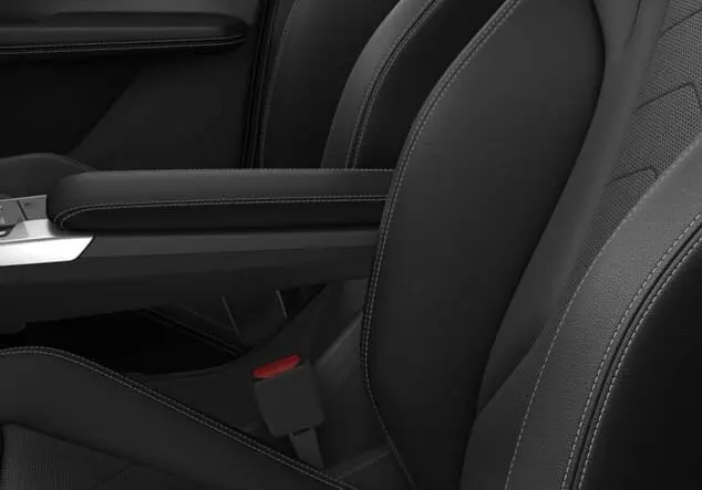 Angebotsdetails BMW 2er Active Tourer 220i Steptronic DCT Black Sapphire metallic