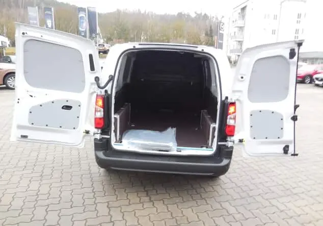 Angebotsdetails Peugeot Partner L2 BlueHDi 130 EAT8*Kamera-NAVI* Kaolinweiß