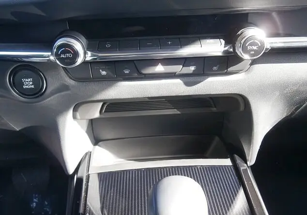 Angebotsdetails Mazda CX-30 2.5L e-SKYACTIV G 140PS 6AT HOMURA Mehrere Farben erhältlich