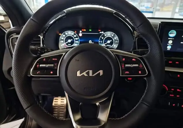 Angebotsdetails Kia XCeed GT Line Schwarz ((1K) BLACK PEARL M)