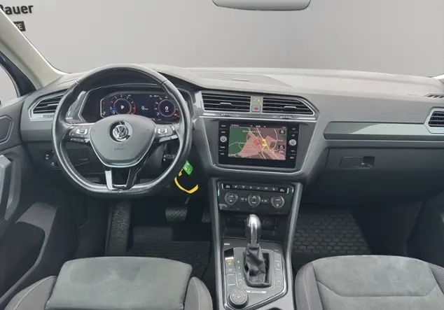 Angebotsdetails Volkswagen Tiguan 2.0 TSI Highline 4Motion Grau (Indiumgrau Metallic)