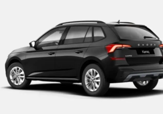 Angebotsdetails Skoda Kamiq Skoda Kamiq Selection 1.0 TSI 85 kW (116 PS) 7-Gang-DSG Black-Magic Perleffekt