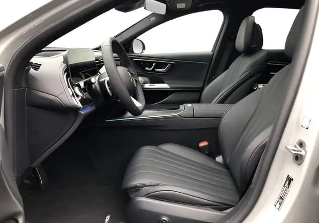 Angebotsdetails Mercedes-Benz E 450 d 4MATIC Limousine ++sofort verfügbar++ Manufaktur lack manufaktur alpingrau uni