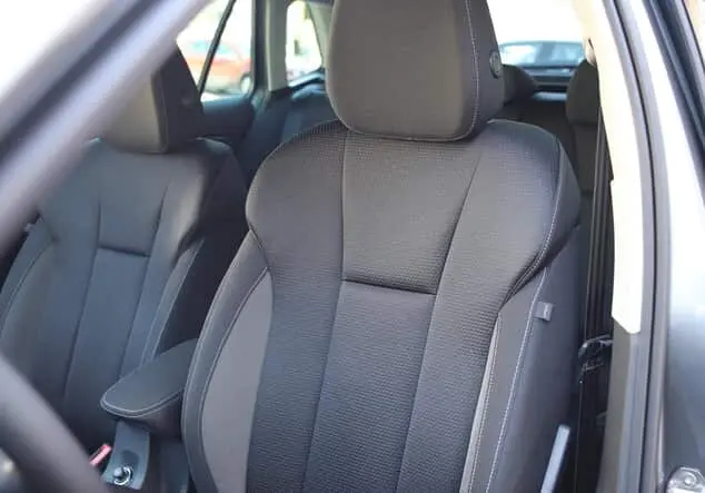 Angebotsdetails Skoda Kamiq 1.0 TSI Ambition *PDC*AHK*SHZ* Graphite Grau Metallic