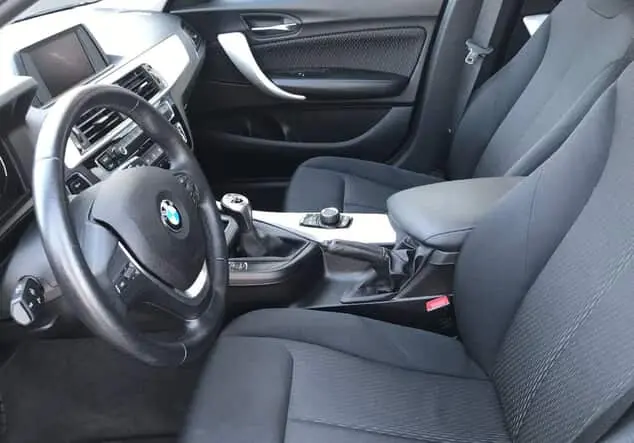 Angebotsdetails BMW 1er 118d, Schaltgetriebe, PDC, Sitzheizung Schwarz Uni