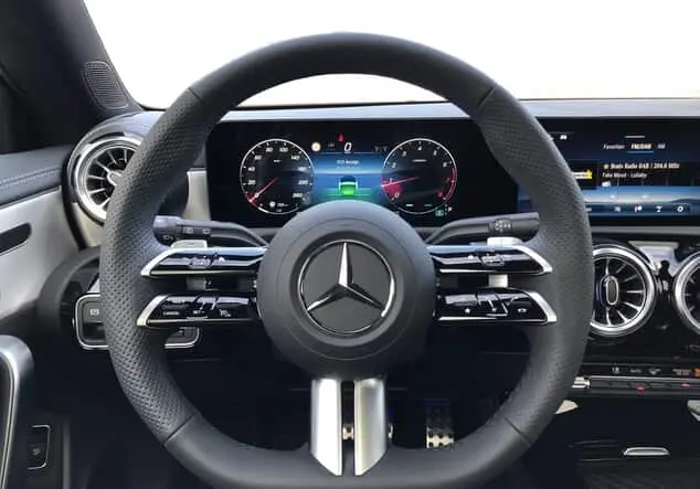 Angebotsdetails Mercedes-Benz CLA 200 Shooting Brake ++verfügbar ab 27.09.25++ Grau manufaktur lack manufaktur alpingrau uni
