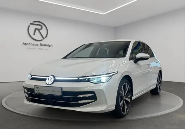 Angebotsdetails Volkswagen Golf VIII 1.5 TSI Style / RFK WeiÃ (Pure White)