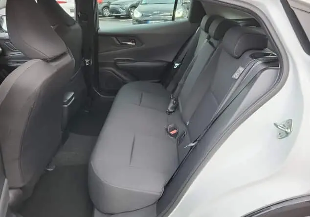 Angebotsdetails Toyota Prius 2.0l Plug-In Hybrid Executive weiß