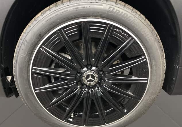 Angebotsdetails Mercedes-Benz GLB 220 d 4MATIC ++sofort verfügbar++ Graulack mountaingrau