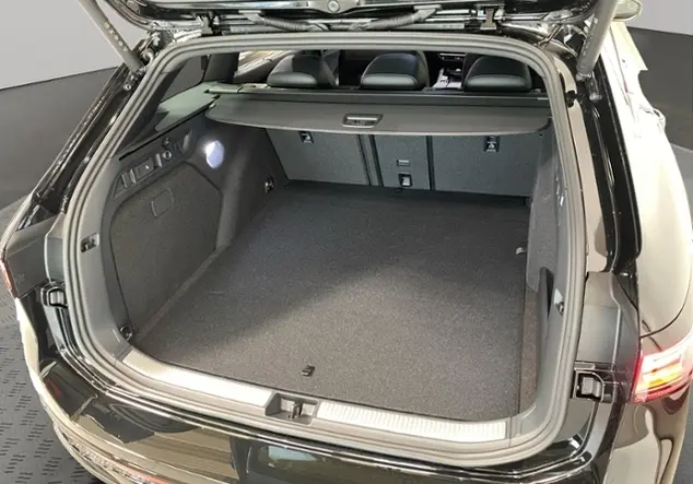 Angebotsdetails Volkswagen Passat Variant B9 1.5 eHybrid R-Line 'Black Schwarz (Grenadillschwarz Metallic)