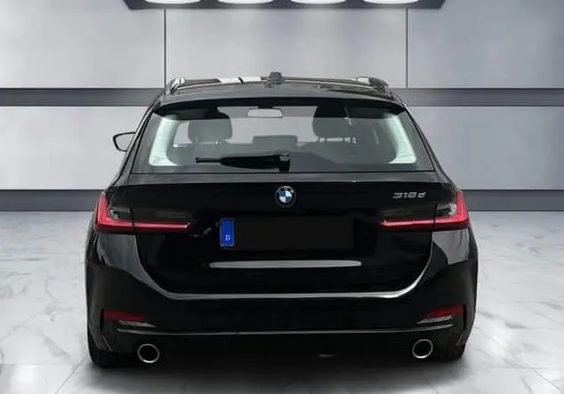 Angebotsdetails BMW 3er 318d Touring, Anhängerkupplung, Automatik, Navigation, Rückfahrkamera schwarz
