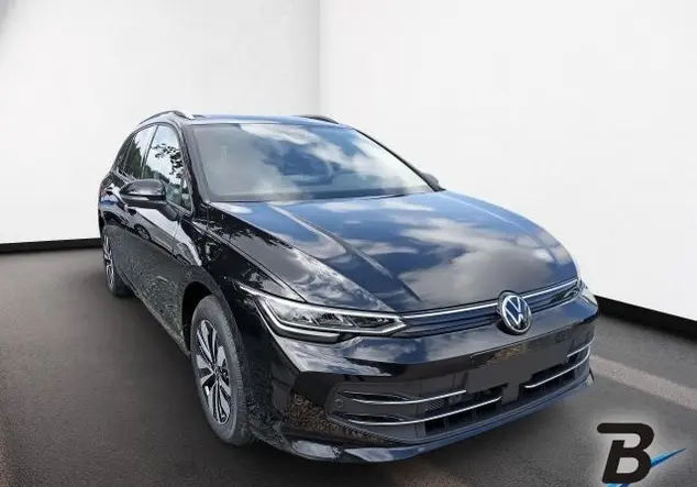 Angebotsdetails Volkswagen Golf VIII Variant neu 2.0 TDI Goal Schwarz