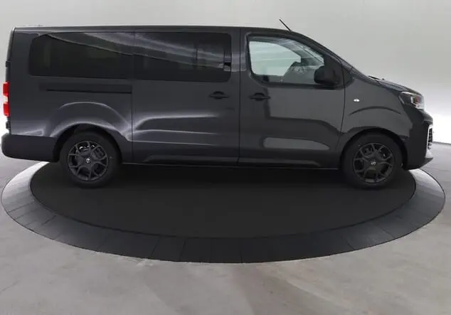Angebotsdetails Opel Vivaro Opel Kombi 9-Sitzer Lang 2.0 BlueHDi 180 130 kW (177 PS) 8-Gang Automatikgetriebe Diesel Merkur-Grau (Metallic)