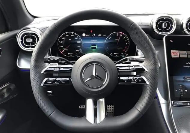 Angebotsdetails Mercedes-Benz GLC 300 de 4MATIC mit EQ Hybrid ++sofort verfügbar++ Manufaktur lack manufaktur alpingrau uni