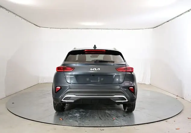 Angebotsdetails Kia XCeed Kia Xceed MY26 1.0 T-GDI MHEV 85 kW (115 PS) 7-Gang-DCT Pentametal Metallic