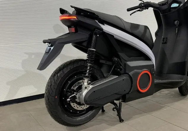 Angebotsdetails Seat Mo Mo 95 km/h Grau (Hellgrau )
