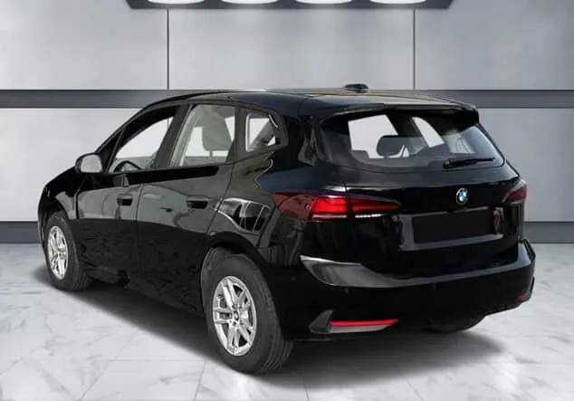 Angebotsdetails BMW 2er 216i Active Tourer, Automatik, schwarz