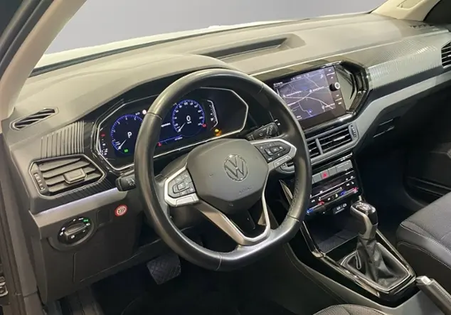 Angebotsdetails Volkswagen T-Cross 1.5 TSI Style R-Line / RFK Schwarz (Deep Black Perleffekt)