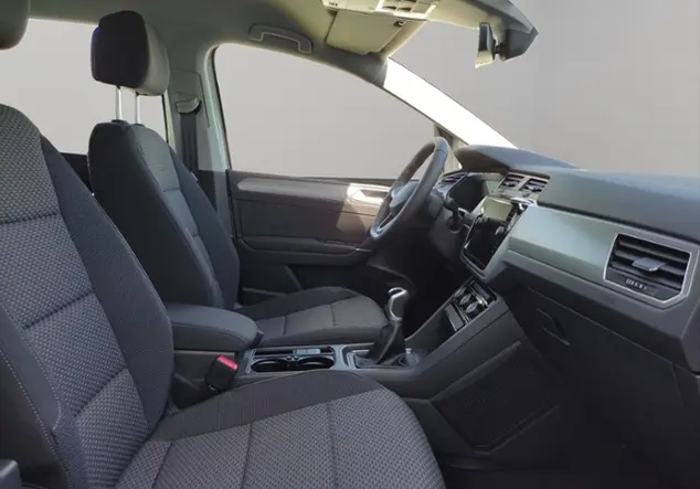 Angebotsdetails Volkswagen Touran Comfortline 1.5 TSI Silber (Ivory Silver metallic)