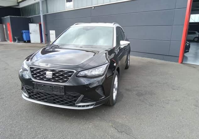 Angebotsdetails Seat Arona Seat Arona FR 1.5 TSI 110 kW (150 PS) 7-Gang-DSG Midnight Schwarz Metallic