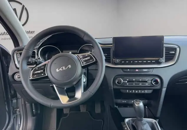 Angebotsdetails Kia Ceed Sportswagon Vision Silber ((CSS) LUNARSILBER MET.)
