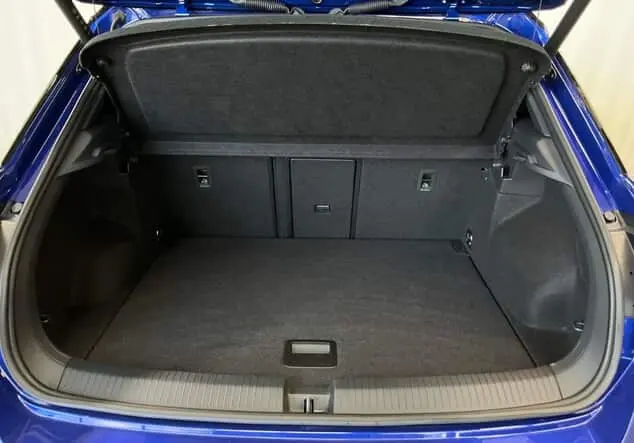 Angebotsdetails Volkswagen T-Roc T-ROC R-LINE 2.0TDI 150PS.DSG.MATRIX.NAVI.AHK.KAMERA.VIRTUAL.PDC Lapiz Blue Metallic Schwarz