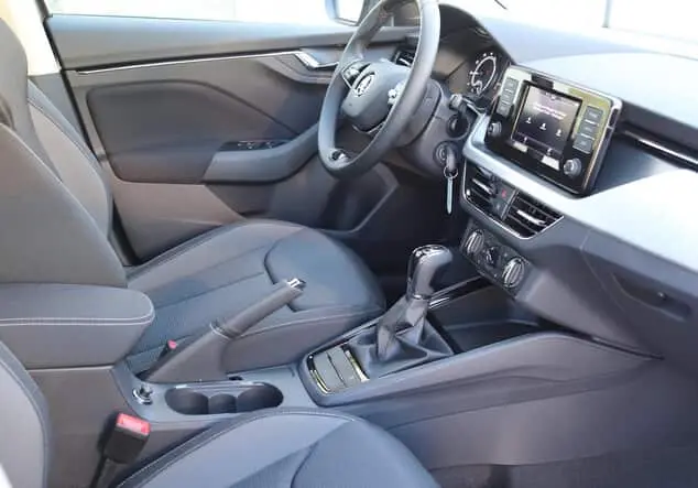 Angebotsdetails Skoda Kamiq 1.0 TSI Ambition *PDC*AHK*SHZ* Graphite Grau Metallic