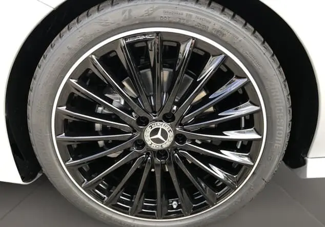 Angebotsdetails Mercedes-Benz CLA 180 Shooting Brake ++verfügbar ab 27.09.2025++ Grau manufaktur lack manufaktur alpingrau uni