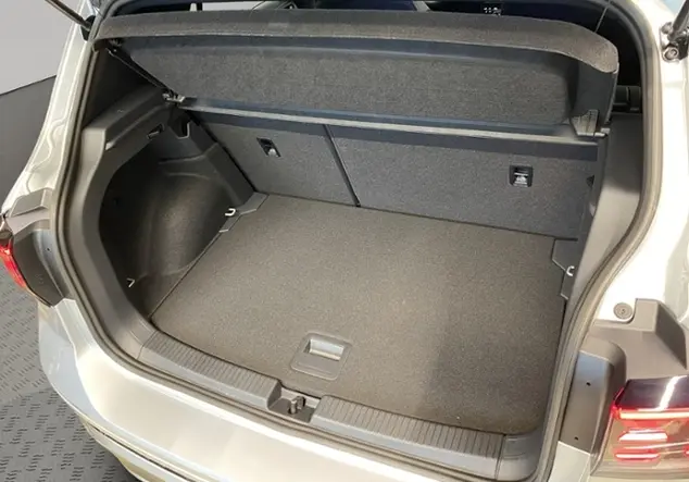 Angebotsdetails Volkswagen T-Cross R-Line 1.0 TSI KLIMA NAVI ALU Silber (Reflexsilber Metallic)